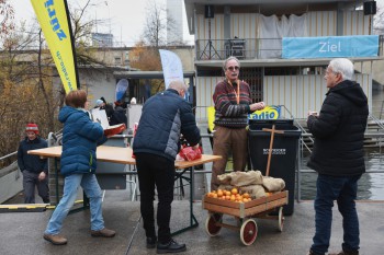 025a1187 chlausschwimmen zueri dwy web