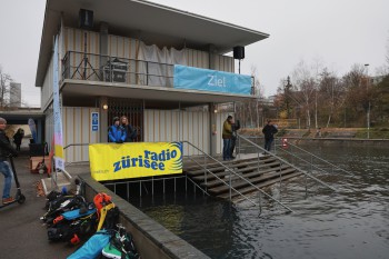 025a1218 chlausschwimmen zueri dwy web