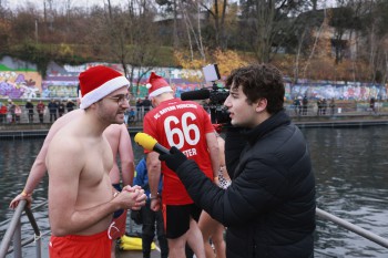 025a1445 chlausschwimmen zueri dwy web