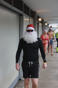 025a1525 chlausschwimmen zueri dwy web