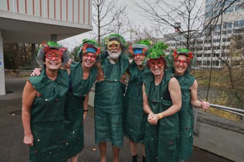 025a1560 chlausschwimmen zueri dwy web