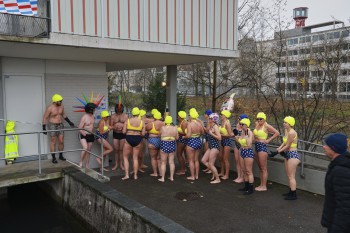 025a1580 chlausschwimmen zueri dwy web