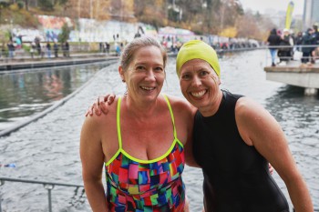 025a1762 chlausschwimmen zueri dwy web