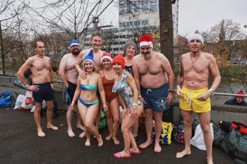 025a1816 chlausschwimmen zueri dwy web