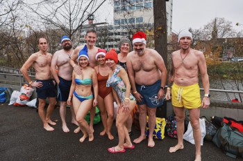 025a1821 chlausschwimmen zueri dwy web