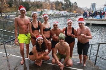 025a2030 chlausschwimmen zueri dwy web