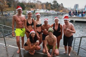 025a2034 chlausschwimmen zueri dwy web