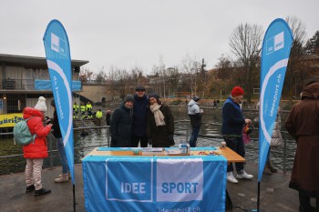 025a2038 chlausschwimmen zueri dwy web